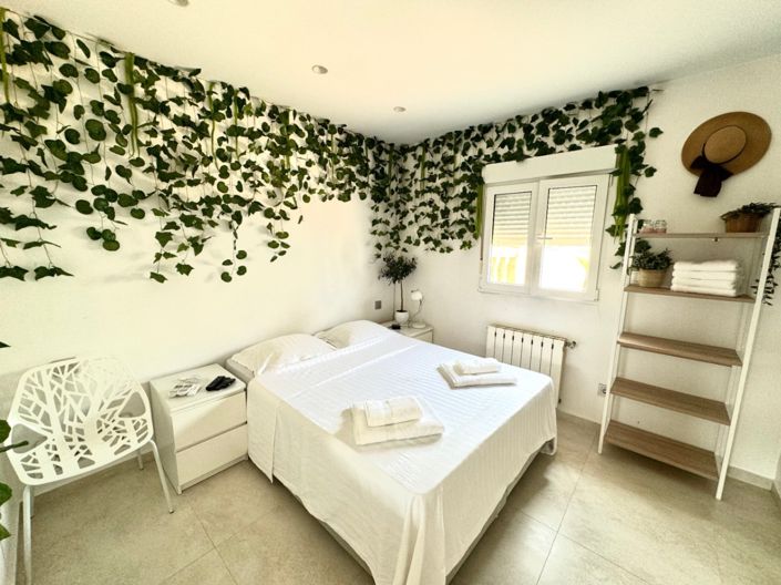 Image No.11-5 Bed Villa for sale