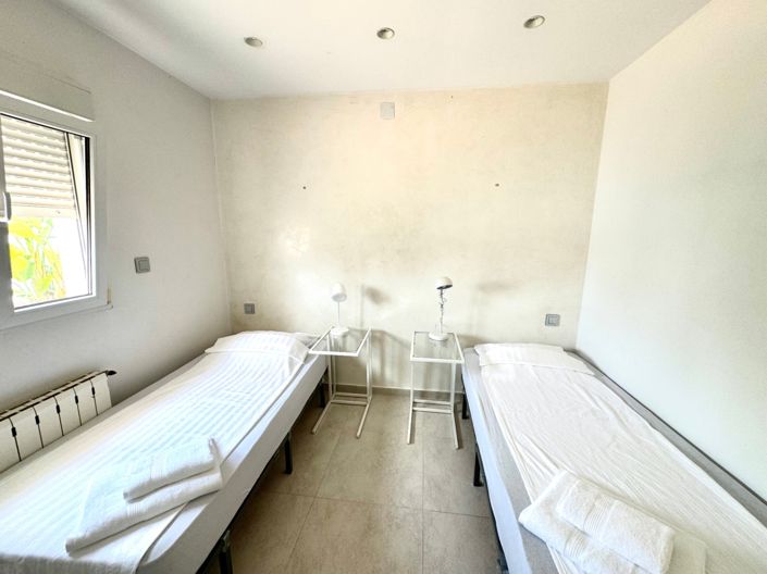 Image No.17-5 Bed Villa for sale