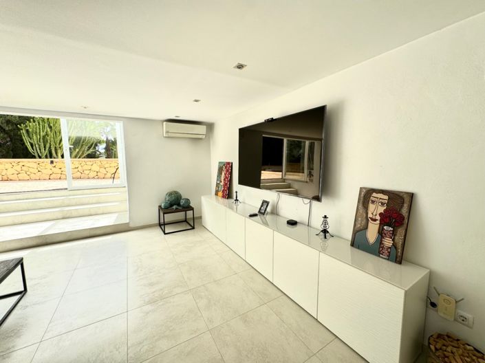 Image No.21-5 Bed Villa for sale