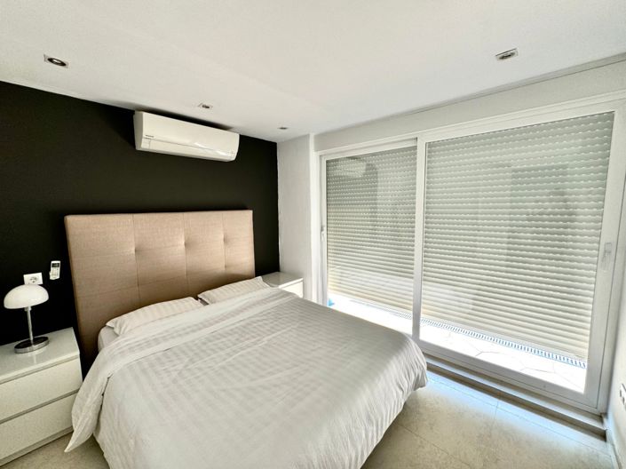 Image No.28-5 Bed Villa for sale