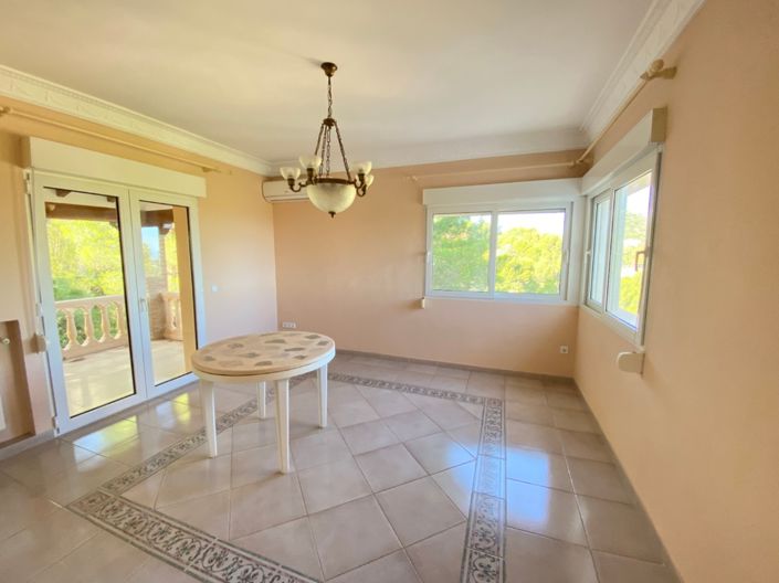 Image No.15-5 Bed Villa for sale