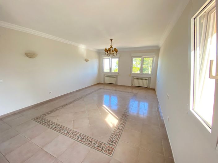 Image No.19-5 Bed Villa for sale