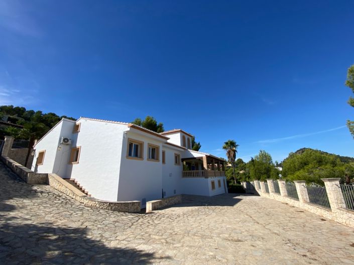 Image No.4-5 Bed Villa for sale