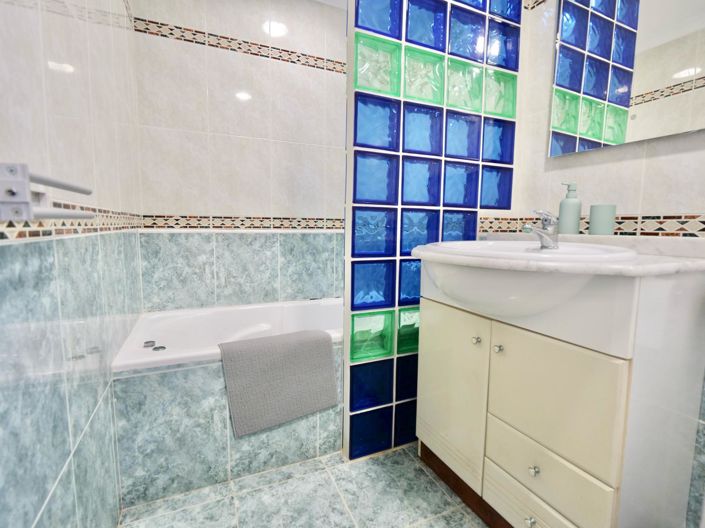 Image No.24-4 Bed Villa for sale