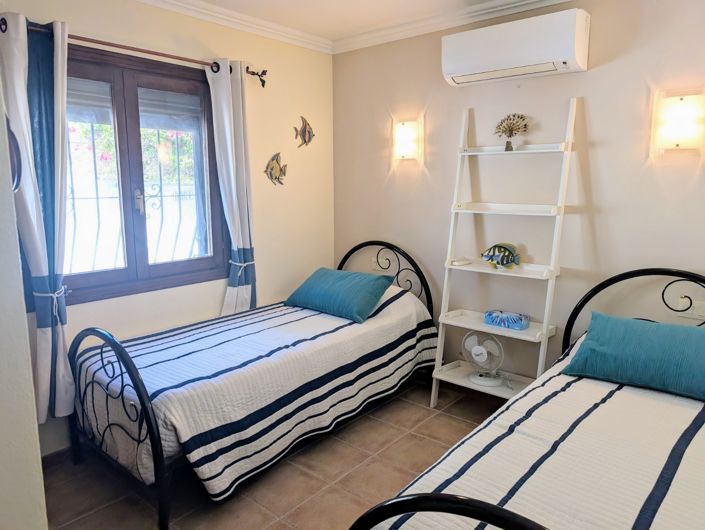 Image No.32-4 Bed Villa for sale