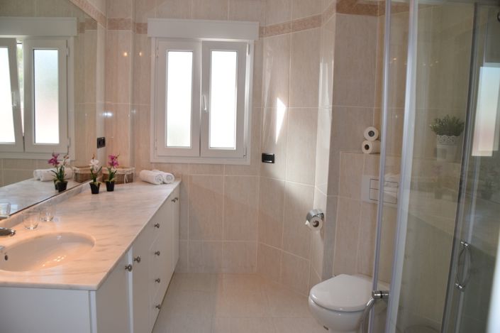 Image No.14-2 Bed Apartment for sale