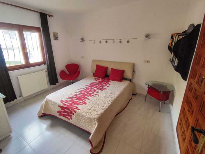 Image No.12-4 Bed Villa for sale