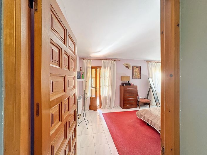 Image No.38-4 Bed Villa for sale