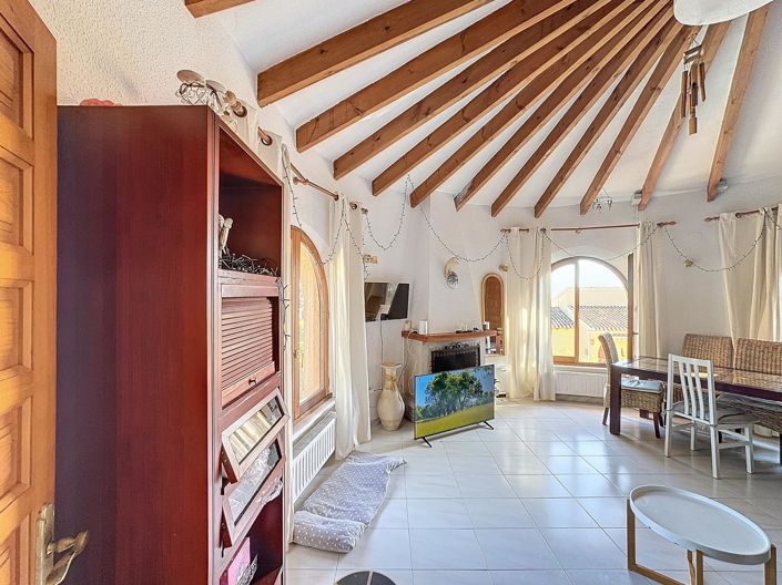 Image No.4-4 Bed Villa for sale