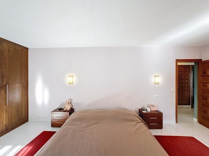 Image No.40-4 Bed Villa for sale