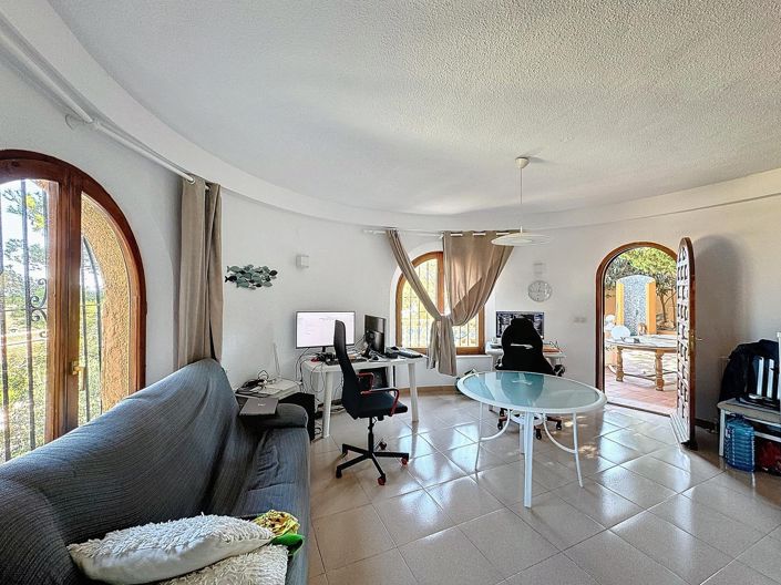 Image No.48-4 Bed Villa for sale