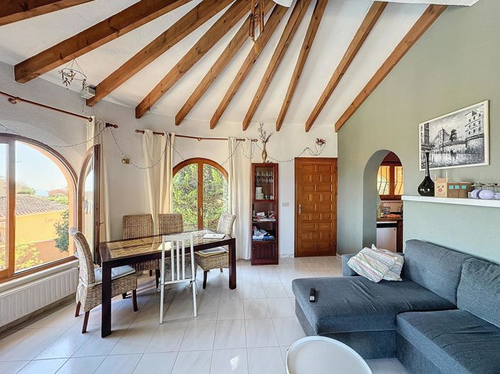 Image No.5-4 Bed Villa for sale