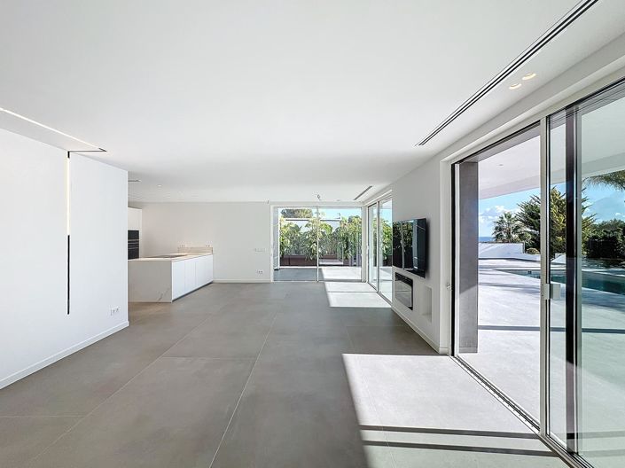 Image No.6-5 Bed Villa for sale