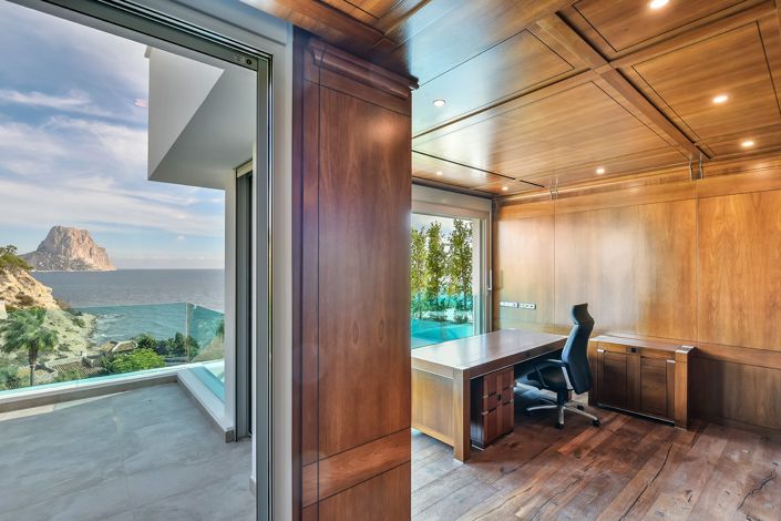 Image No.18-3 Bed Villa for sale