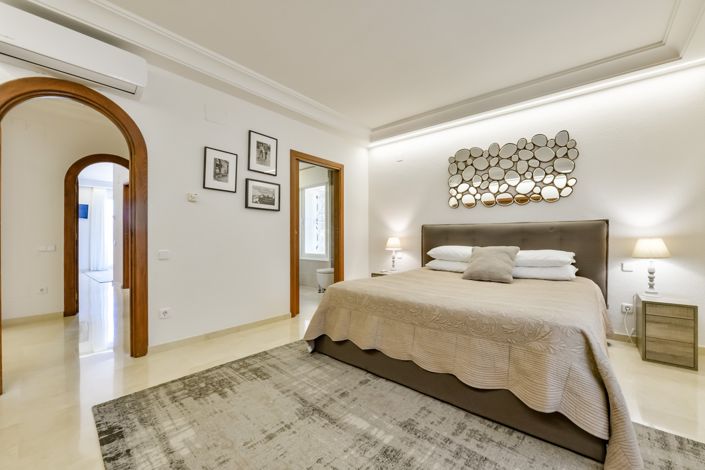 Image No.39-4 Bed Villa for sale