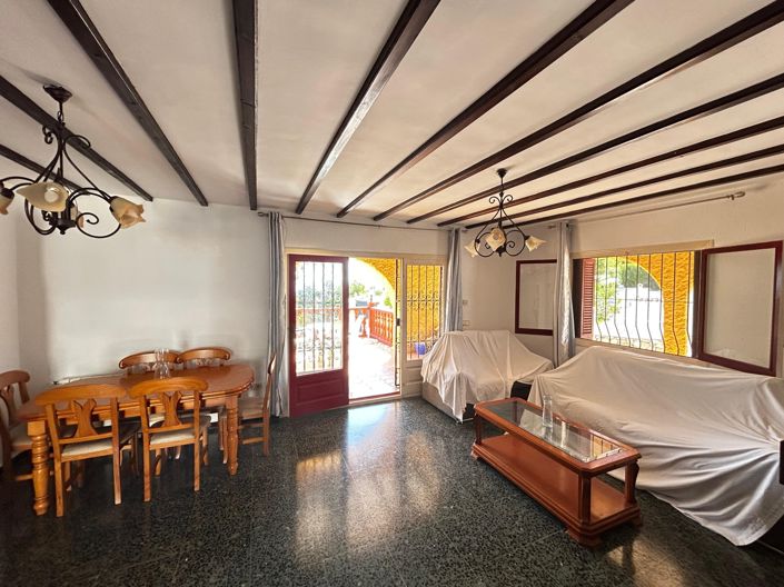 Image No.22-7 Bed Villa for sale