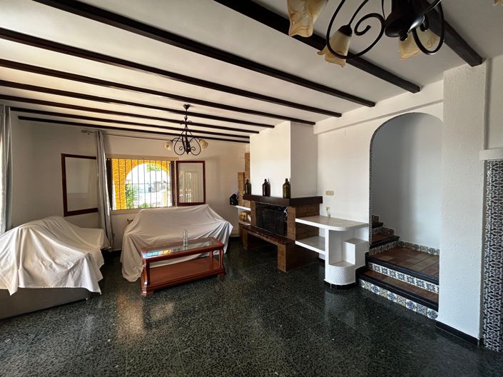 Image No.23-7 Bed Villa for sale