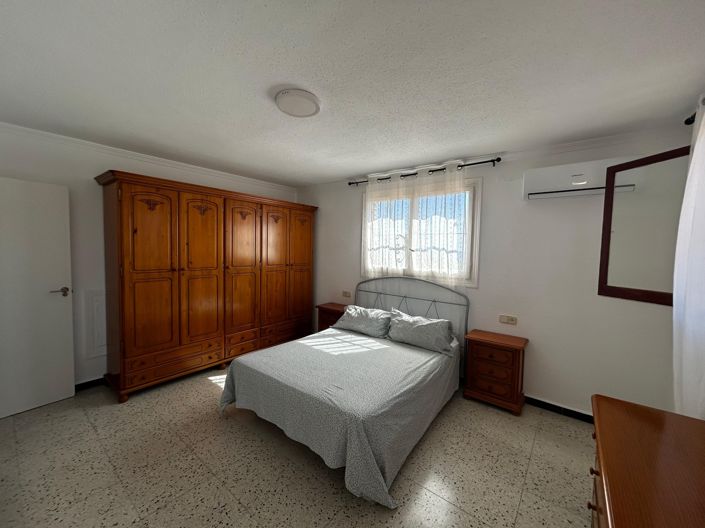 Image No.25-7 Bed Villa for sale