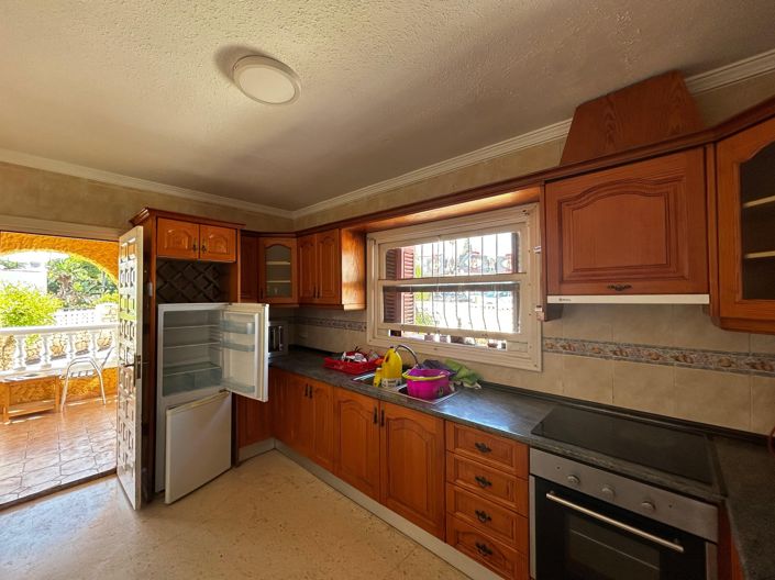 Image No.33-7 Bed Villa for sale