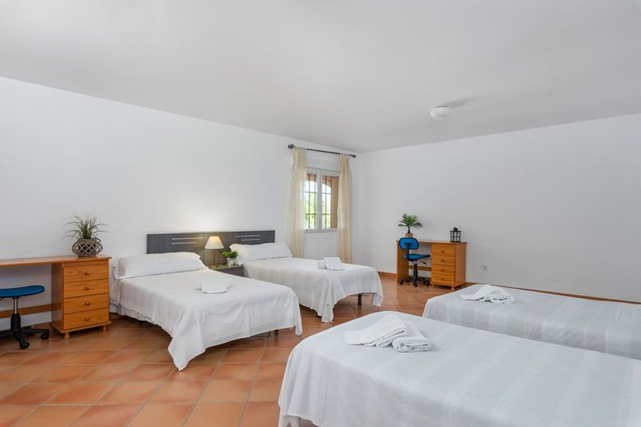 Image No.17-4 Bed Villa for sale