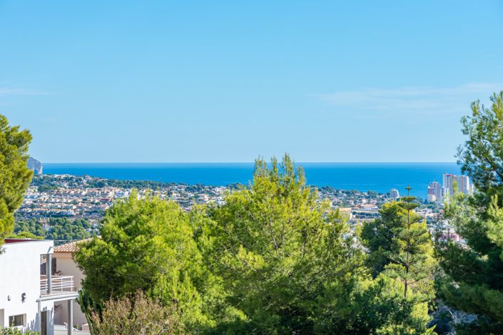 Image No.4-4 Bed Villa for sale