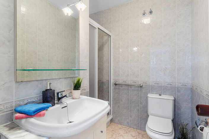 Image No.42-5 Bed Villa for sale