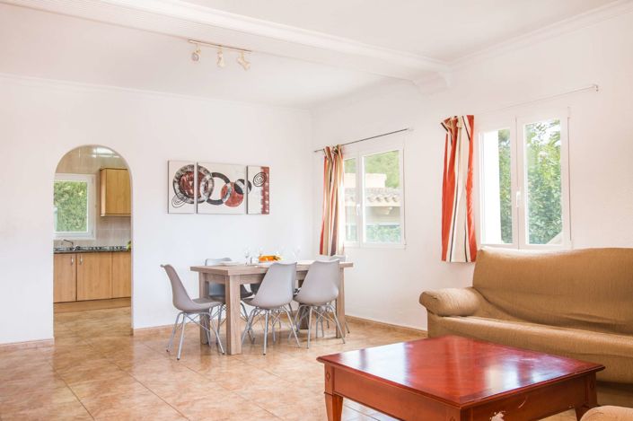 Image No.24-12 Bed Villa for sale