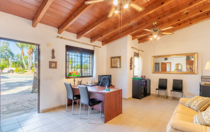 Image No.32-5 Bed Villa for sale