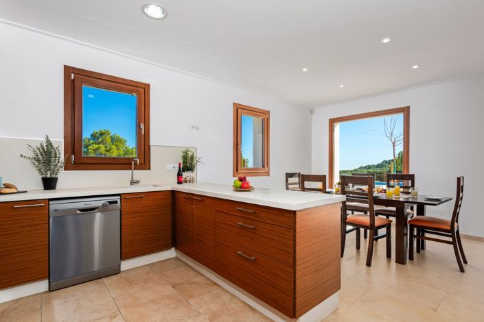 Image No.19-4 Bed Villa for sale