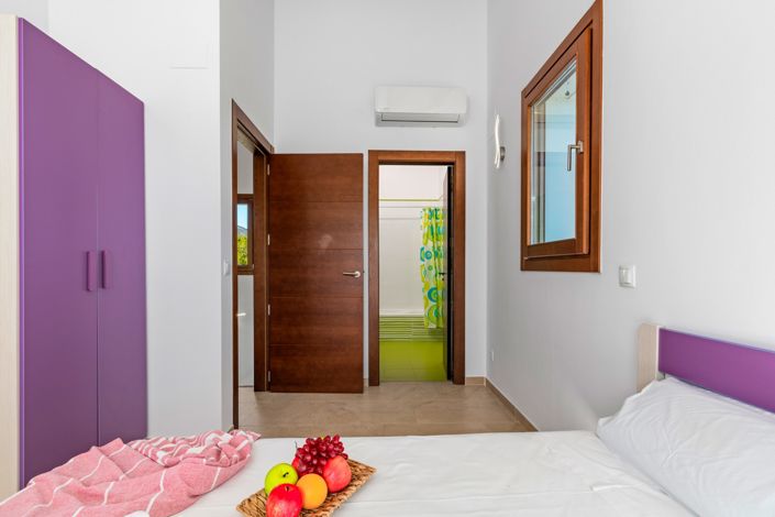 Image No.22-4 Bed Villa for sale