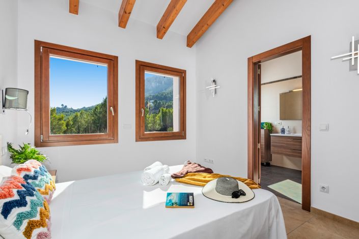 Image No.25-4 Bed Villa for sale