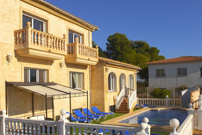 Image No.23-8 Bed Villa for sale