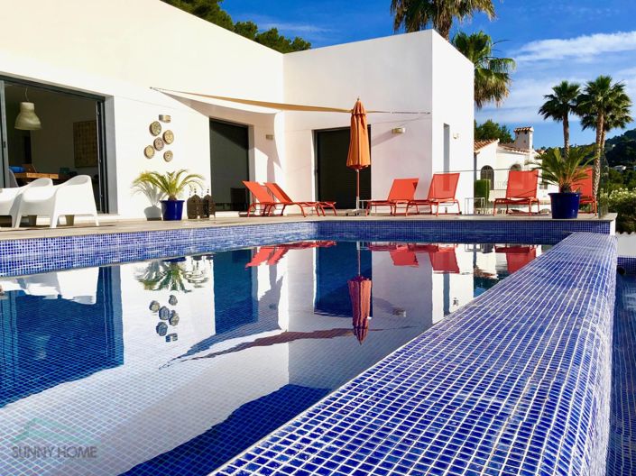 Image No.3-3 Bed Villa for sale