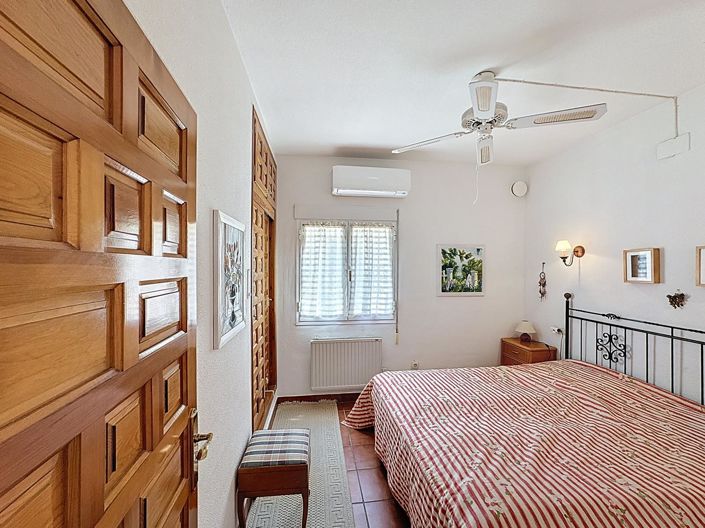 Image No.14-4 Bed Villa for sale