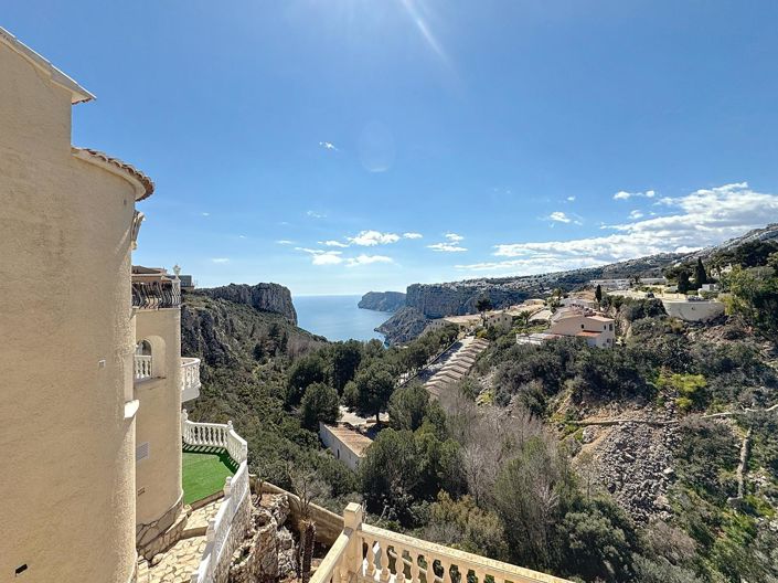 Image No.27-4 Bed Villa for sale