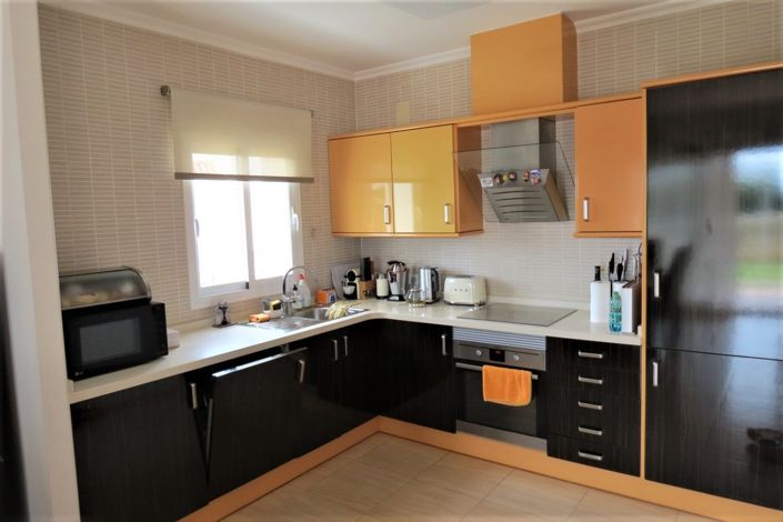 Image No.12-3 Bed Villa for sale