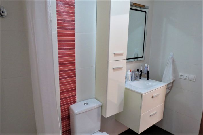 Image No.17-3 Bed Villa for sale