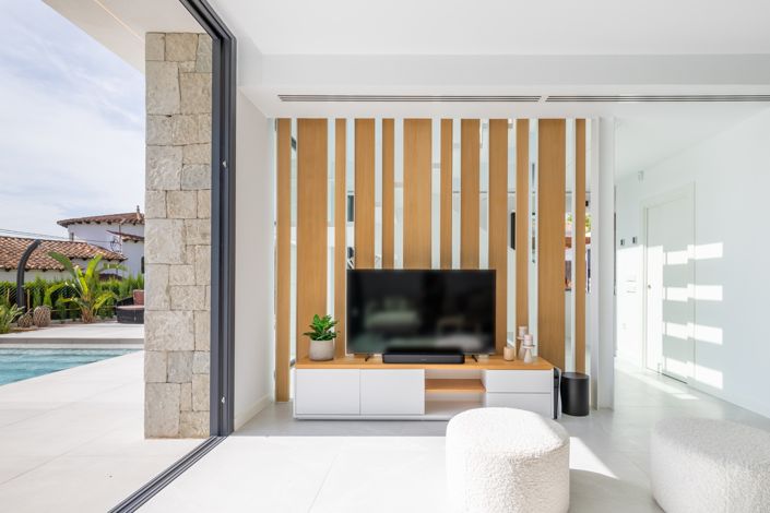 Image No.9-4 Bed Villa for sale