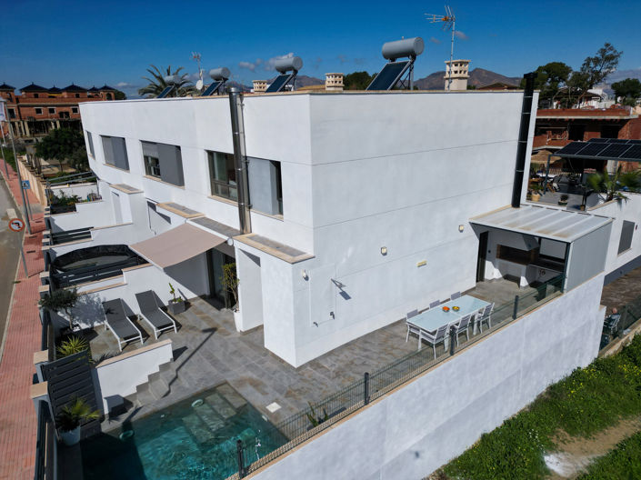 Image No.9-3 Bed Villa for sale