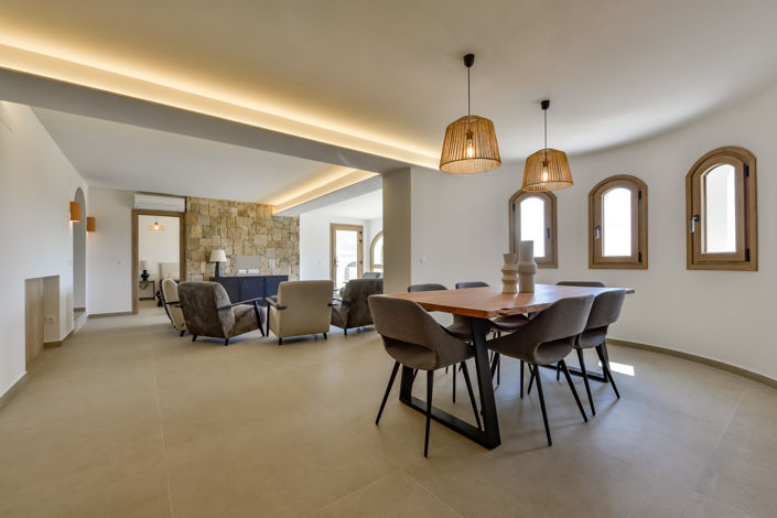 Image No.8-5 Bed Villa for sale