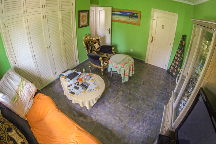 Image No.31-6 Bed Villa for sale