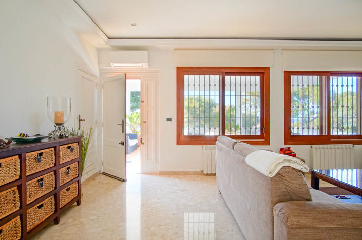 Image No.29-6 Bed Villa for sale