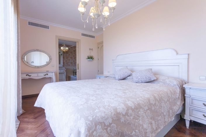 Image No.21-5 Bed Villa for sale