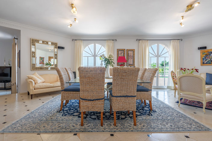 Image No.18-5 Bed Villa for sale