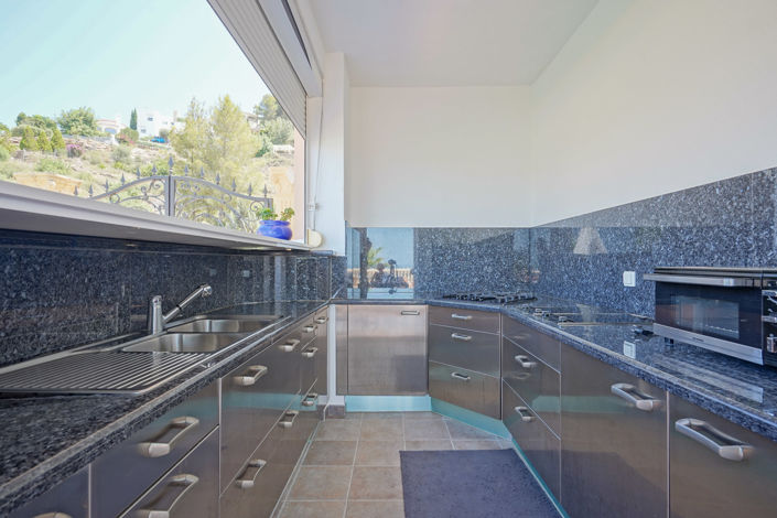 Image No.38-5 Bed Villa for sale