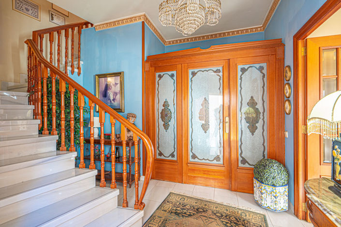 Image No.2-4 Bed Townhouse for sale