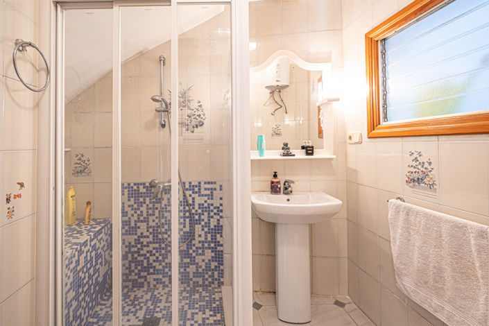 Image No.8-4 Bed Townhouse for sale