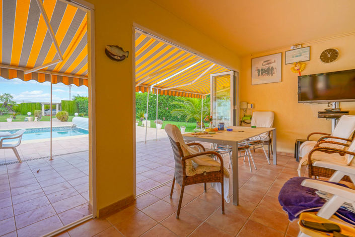 Image No.11-5 Bed Villa for sale