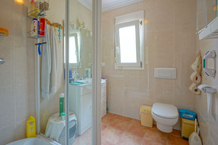 Image No.18-5 Bed Villa for sale