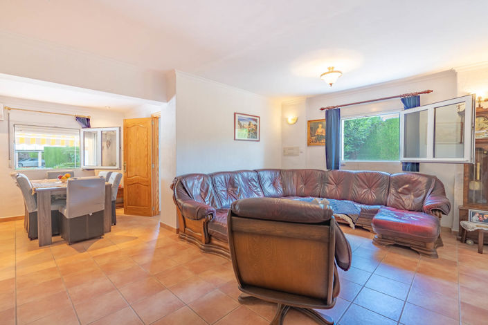 Image No.23-5 Bed Villa for sale